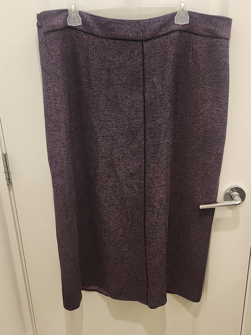 Vanity Fair Plus Purple And Black Zip Up Lined Midi Skirt Womens Size 18W